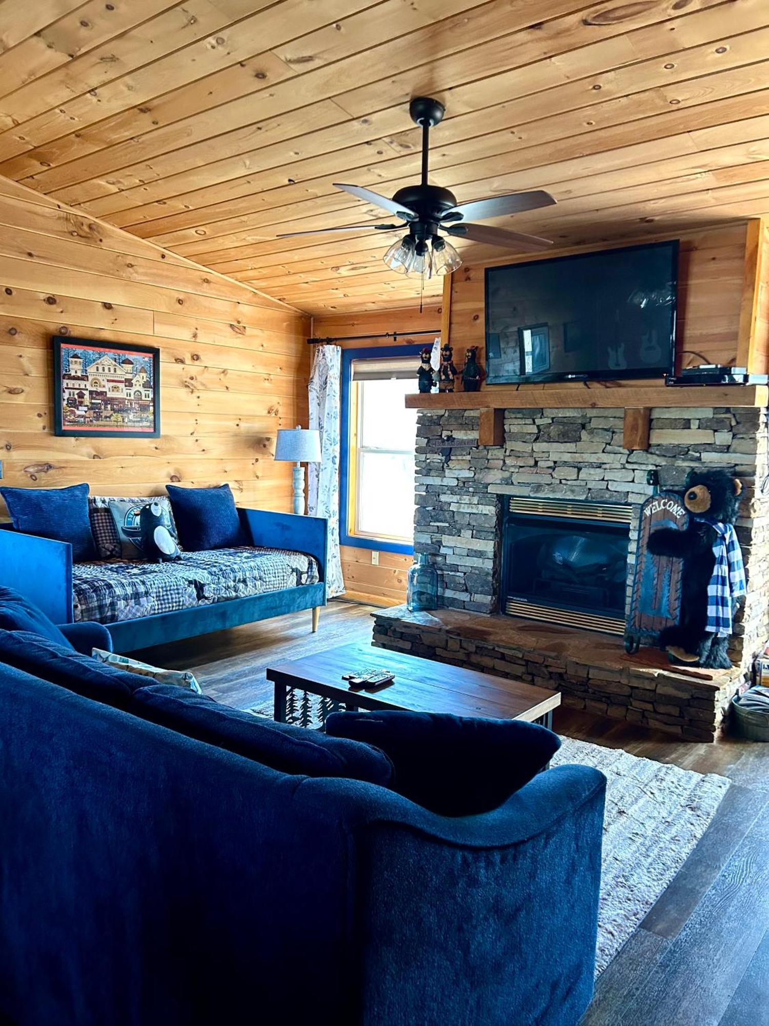 Blue Beary Delight Newly Renovated Near Everything Sevierville Exterior foto